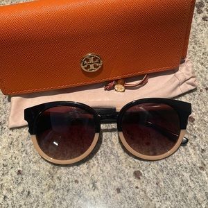 Beautiful Two Tone Tory Burch Sunglasses